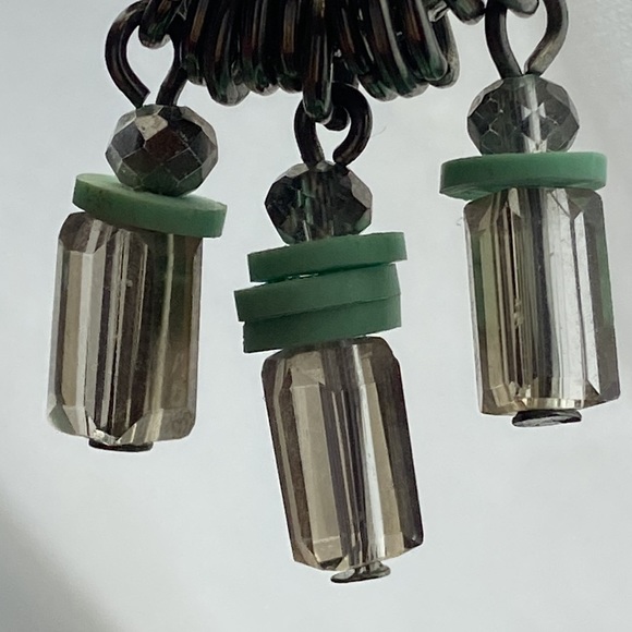 A pair of chandelier eccentric earrings very unusual - Picture 8 of 9